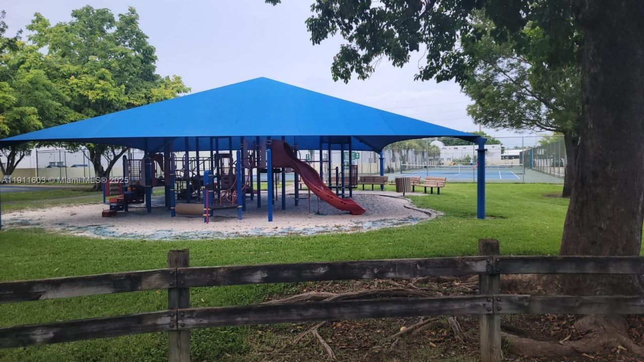 7232 SW 94th Pl, Unit E7, Miami, FL 33173 Photo
