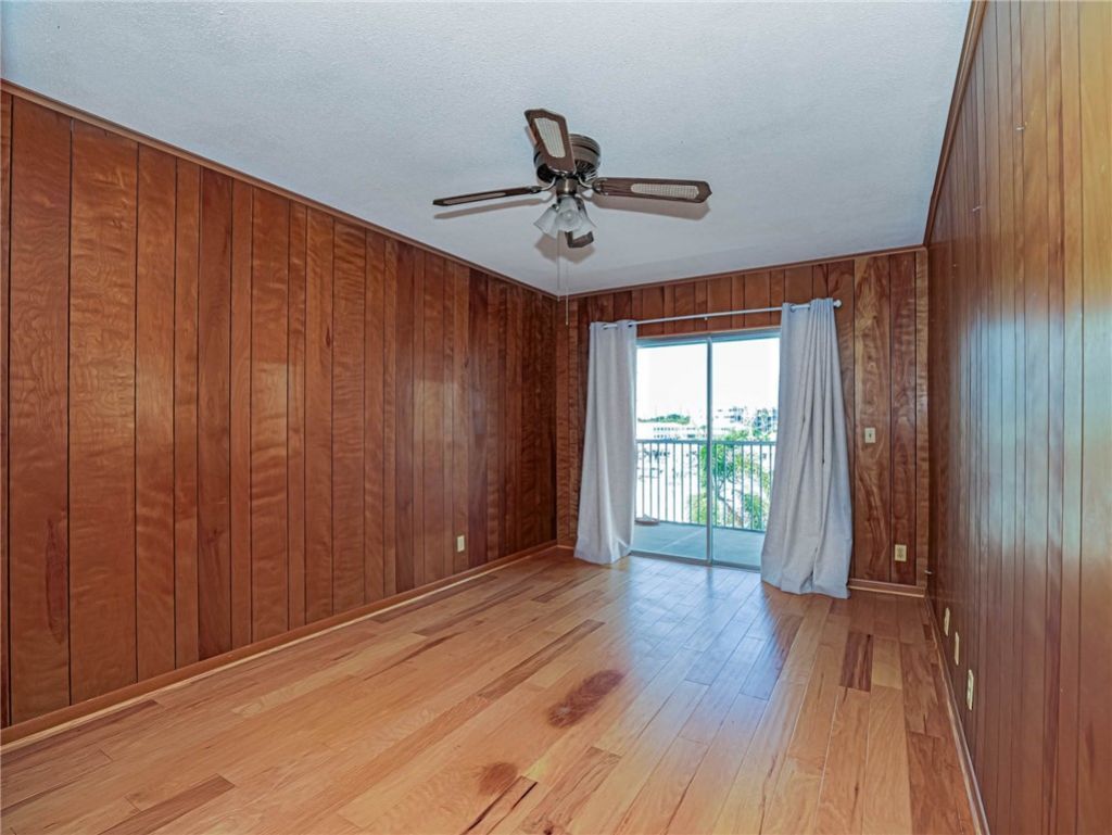 37 Yacht Club Drive, Unit 310, North Palm Beach, FL 33408 Photo