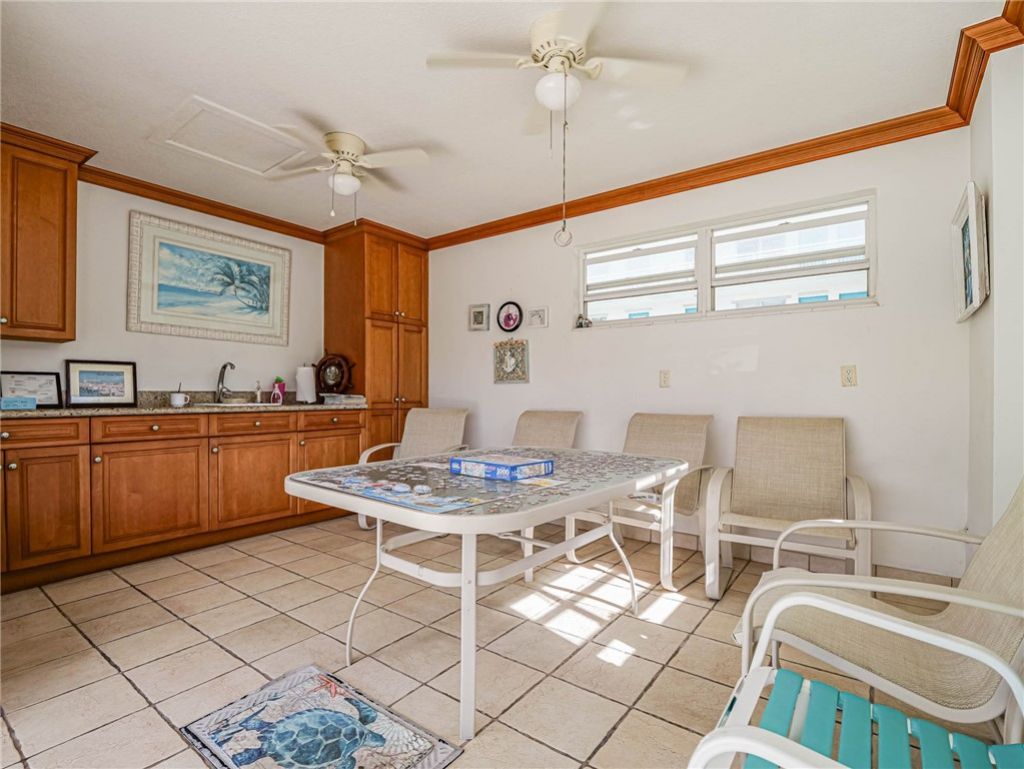 37 Yacht Club Drive, Unit 310, North Palm Beach, FL 33408 Photo