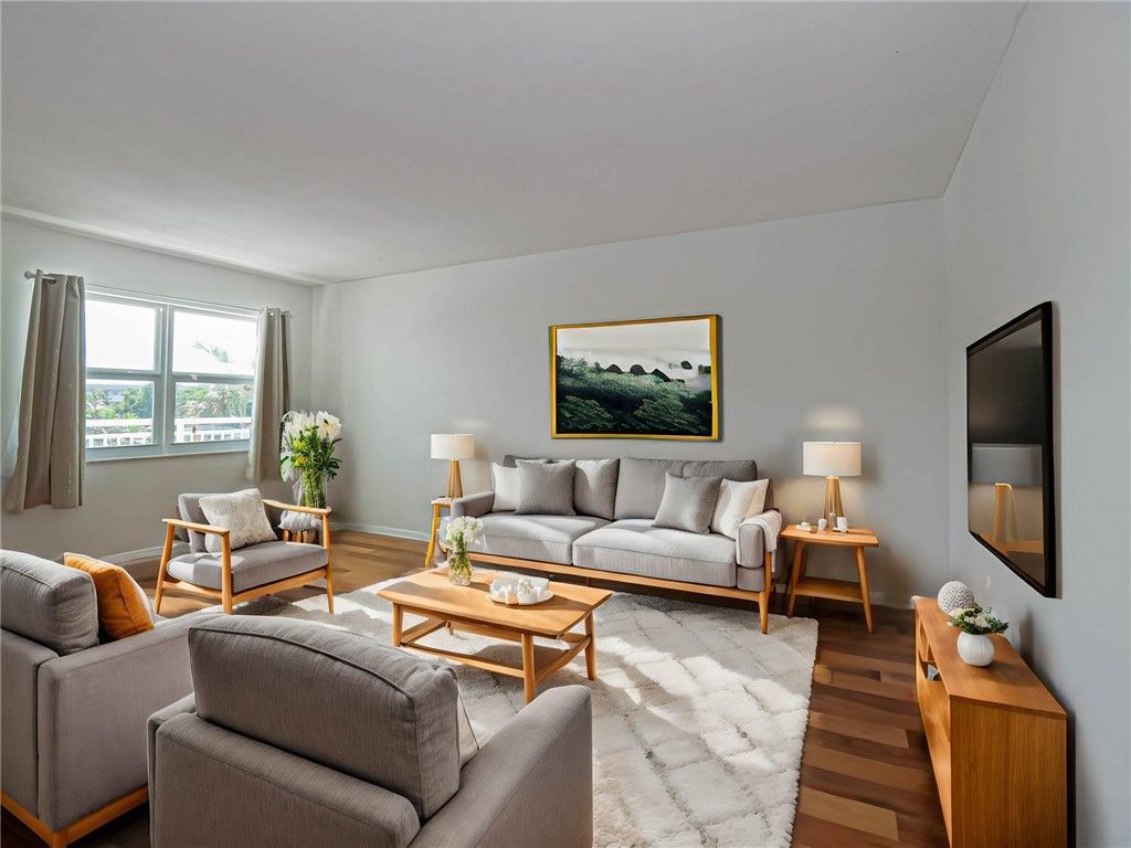 37 Yacht Club Drive, Unit 310, North Palm Beach, FL 33408 Photo