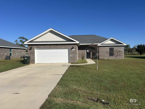 8736 Lockridge Road, Foley, AL 36535