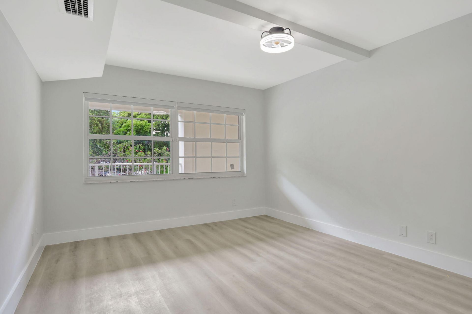 3505 Oaks Way, Unit 204, Pompano Beach, FL 33069 Photo