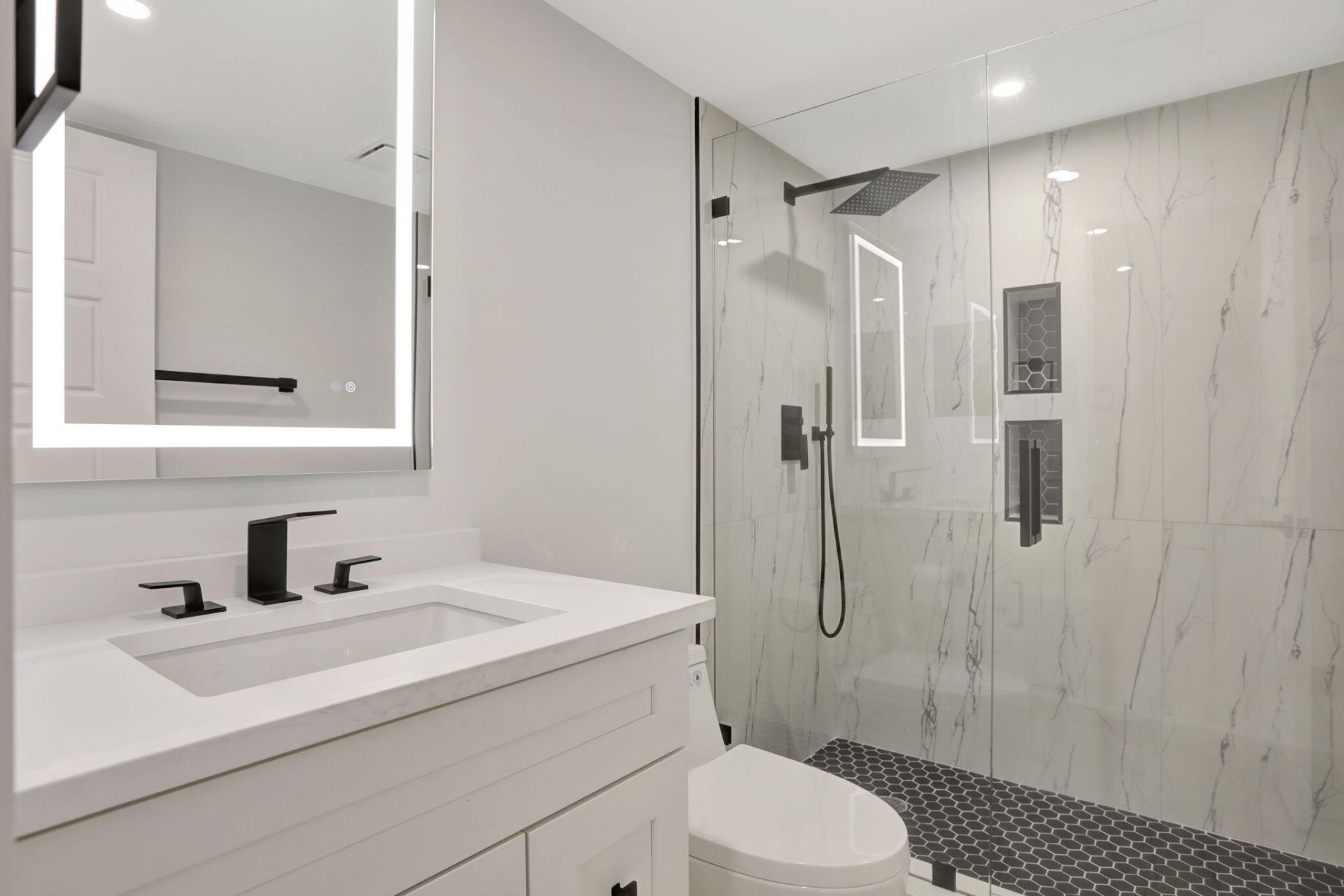 3505 Oaks Way, Unit 204, Pompano Beach, FL 33069 Photo