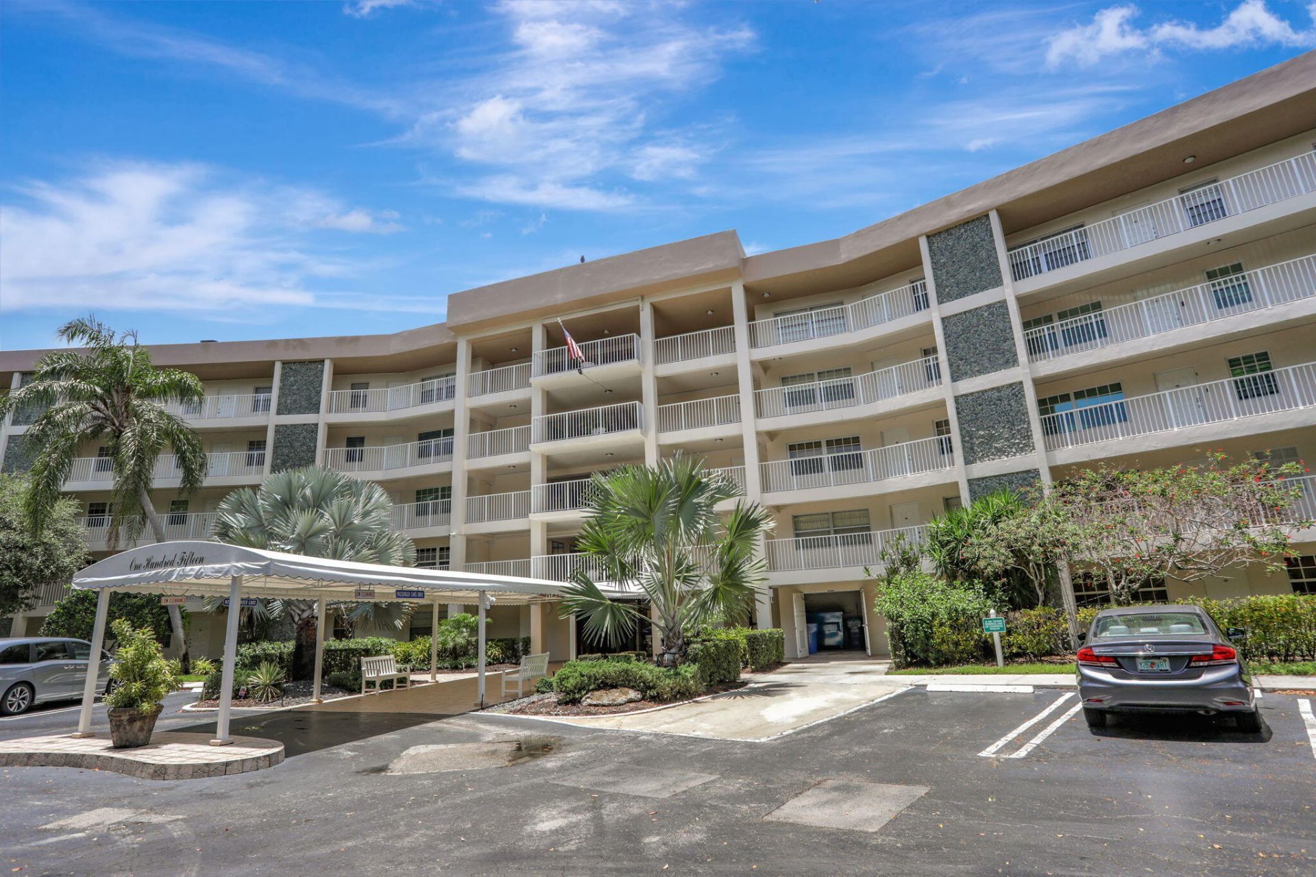 3505 Oaks Way, Unit 204, Pompano Beach, FL 33069 Photo