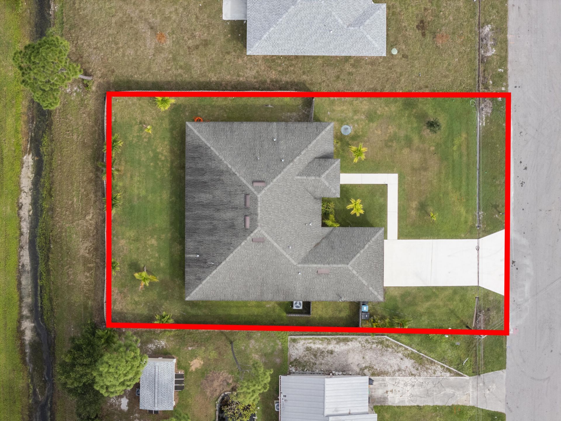 137 SW Pisces Terrace, Port Saint Lucie, FL 34984 Photo