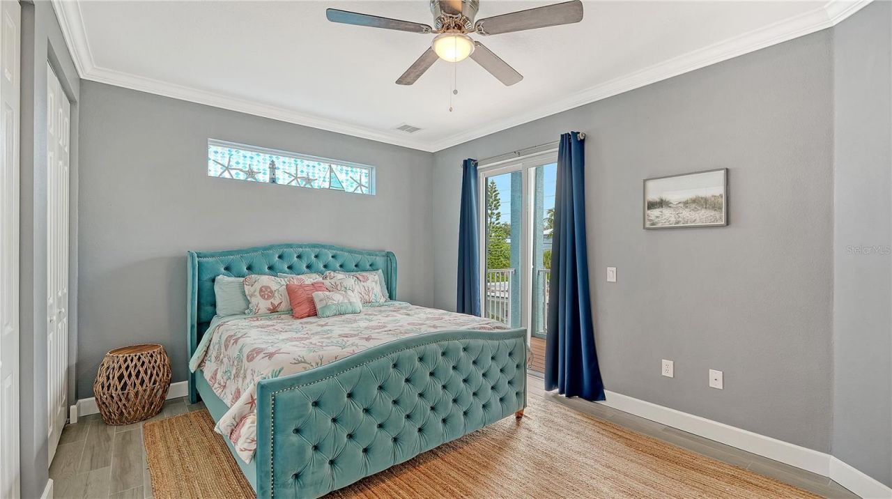 2317 Avenue C, Unit 300, Bradenton Beach, FL 34217 Photo