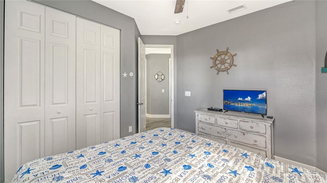 2317 Avenue C, Unit 300, Bradenton Beach, FL 34217 Photo