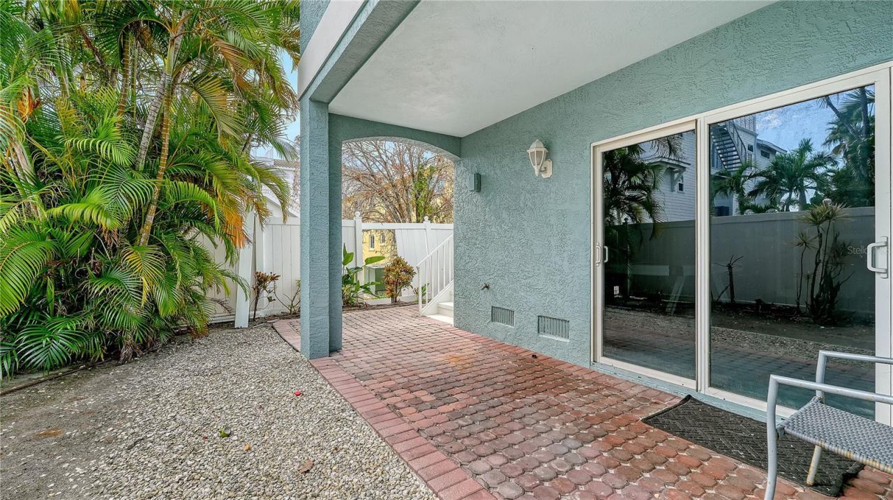 2317 Avenue C, Unit 300, Bradenton Beach, FL 34217 Photo