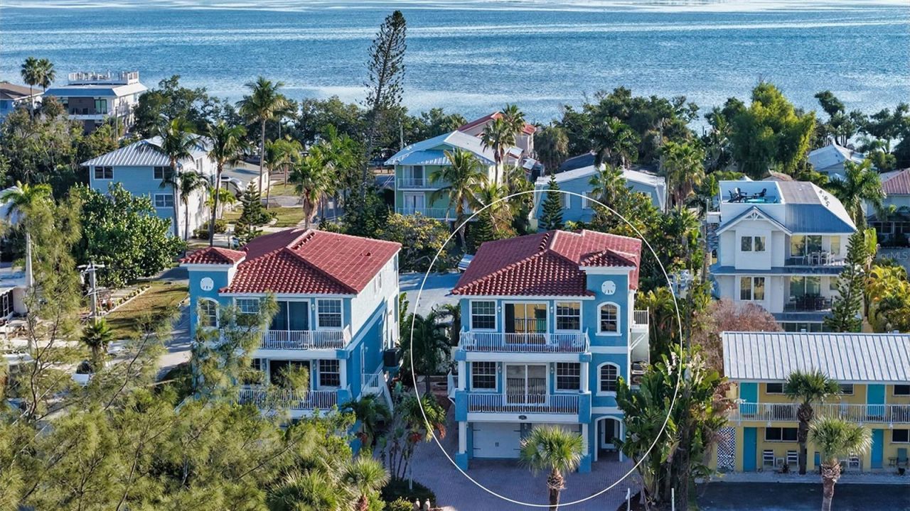 2317 Avenue C, Unit 300, Bradenton Beach, FL 34217 Photo