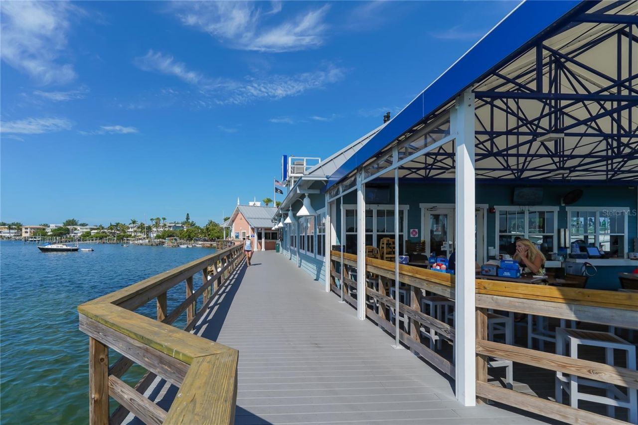 2317 Avenue C, Unit 300, Bradenton Beach, FL 34217 Photo