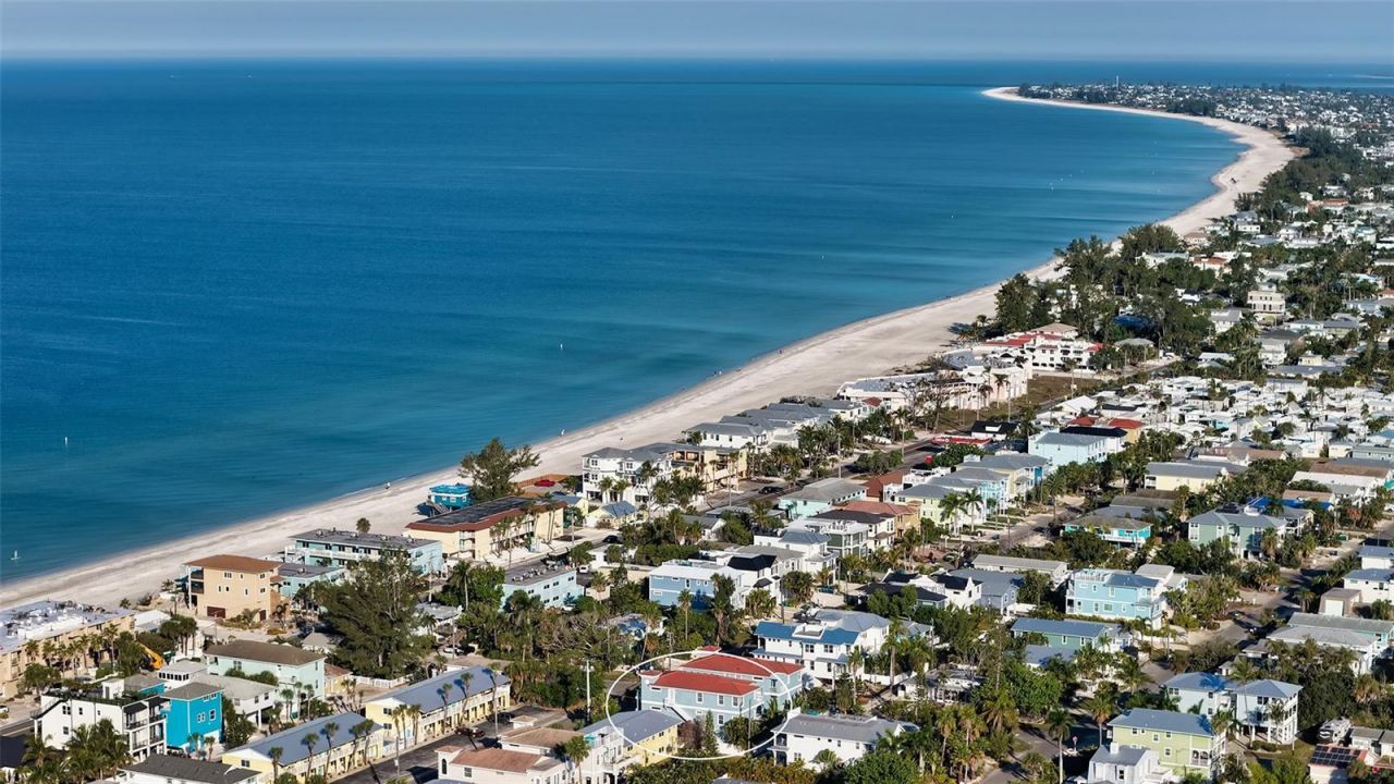 2317 Avenue C, Unit 300, Bradenton Beach, FL 34217 Photo