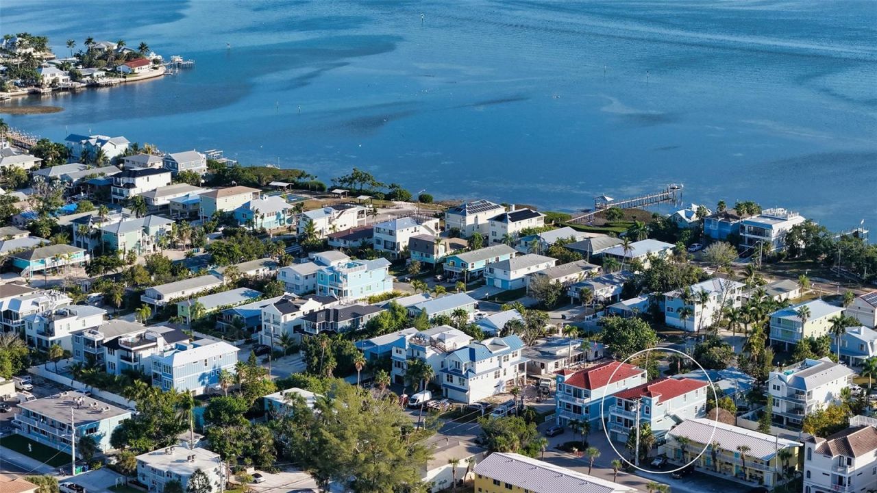 2317 Avenue C, Unit 300, Bradenton Beach, FL 34217 Photo