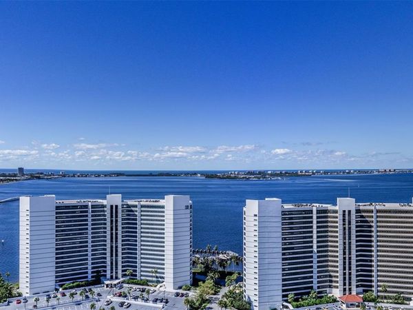 555 QUAY CMNS, Unit 1605, SARASOTA, FL 34236