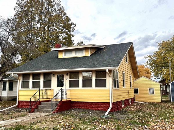 118 W 4Th Street, Kanawha, IA 50447