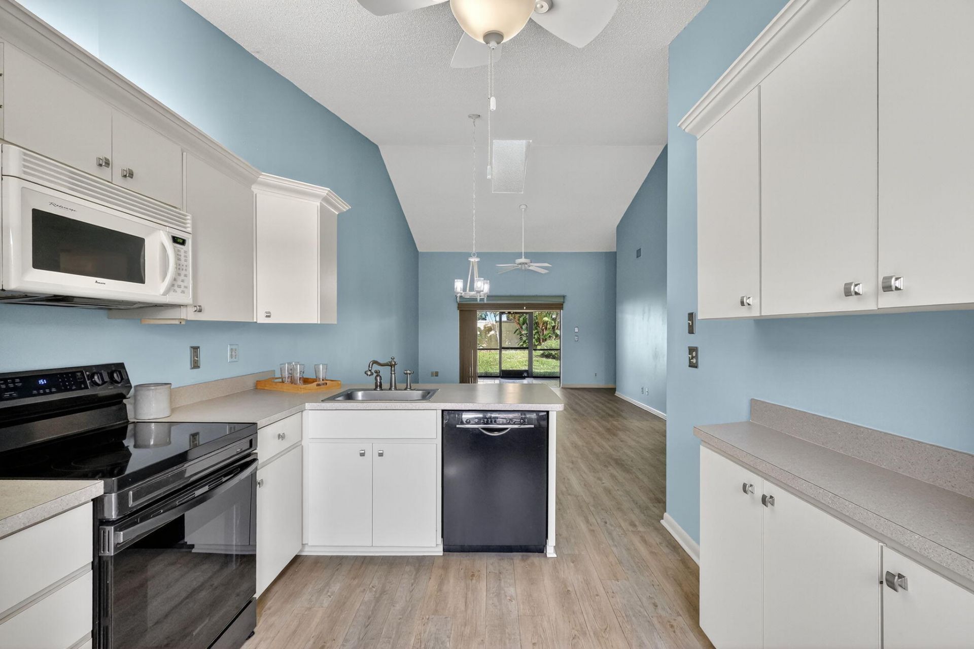 7643 SE Sugar Sand Circle, Hobe Sound, FL 33455 Photo