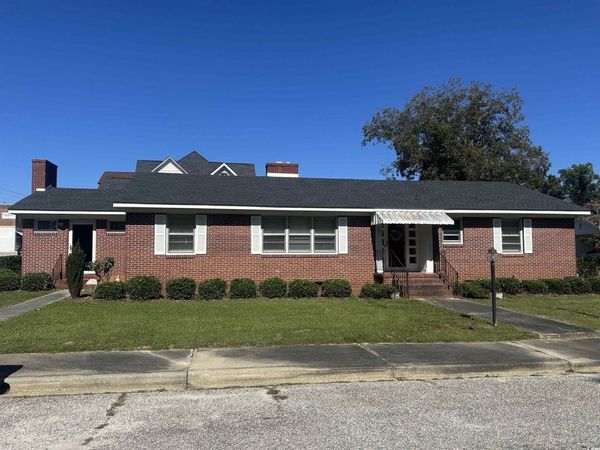 103 E 2nd Ave., Lake View, SC 29563
