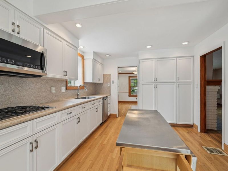 467 Brevoort Road, Columbus, OH 43214 Photo 14