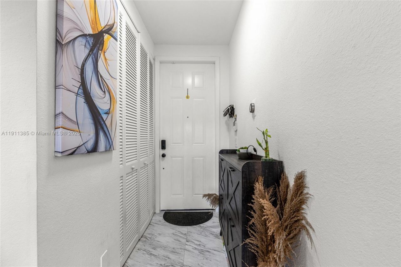 230 SE 29th Ave, Unit 21, Homestead, FL 33033 Photo