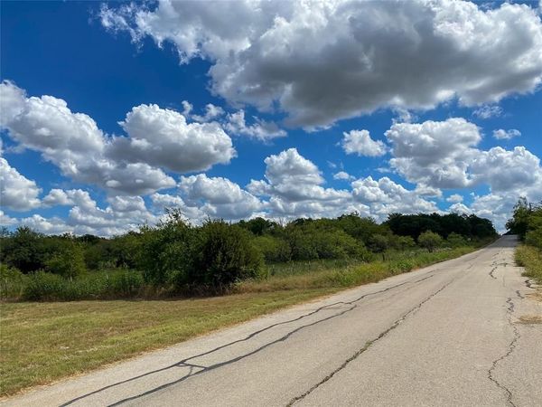 1700 Don Lee Road, Joshua, TX 76058