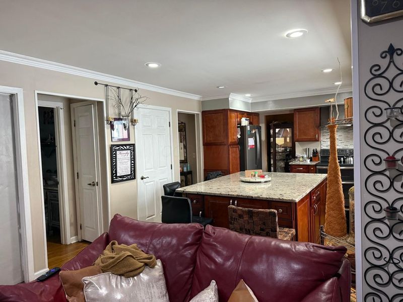 3194 Adirondack Avenue, Columbus, OH 43231 Photo 7