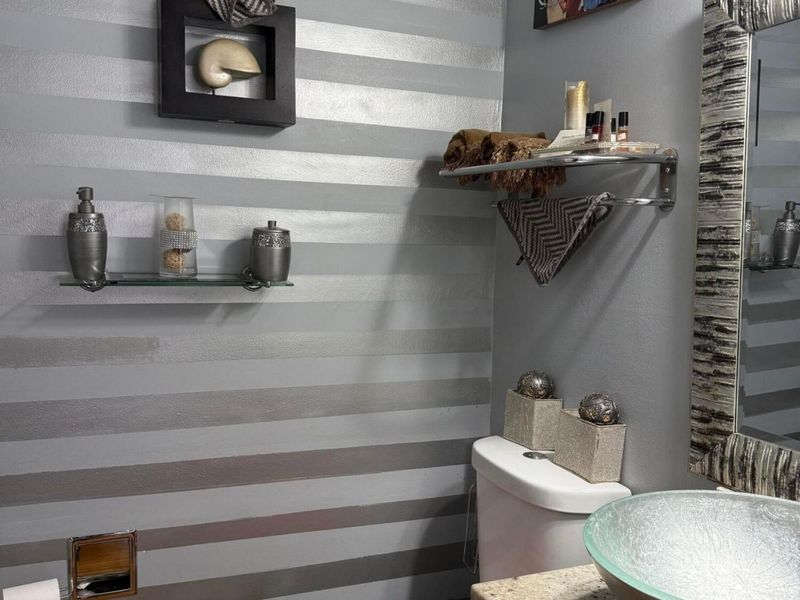 3194 Adirondack Avenue, Columbus, OH 43231 Photo 8