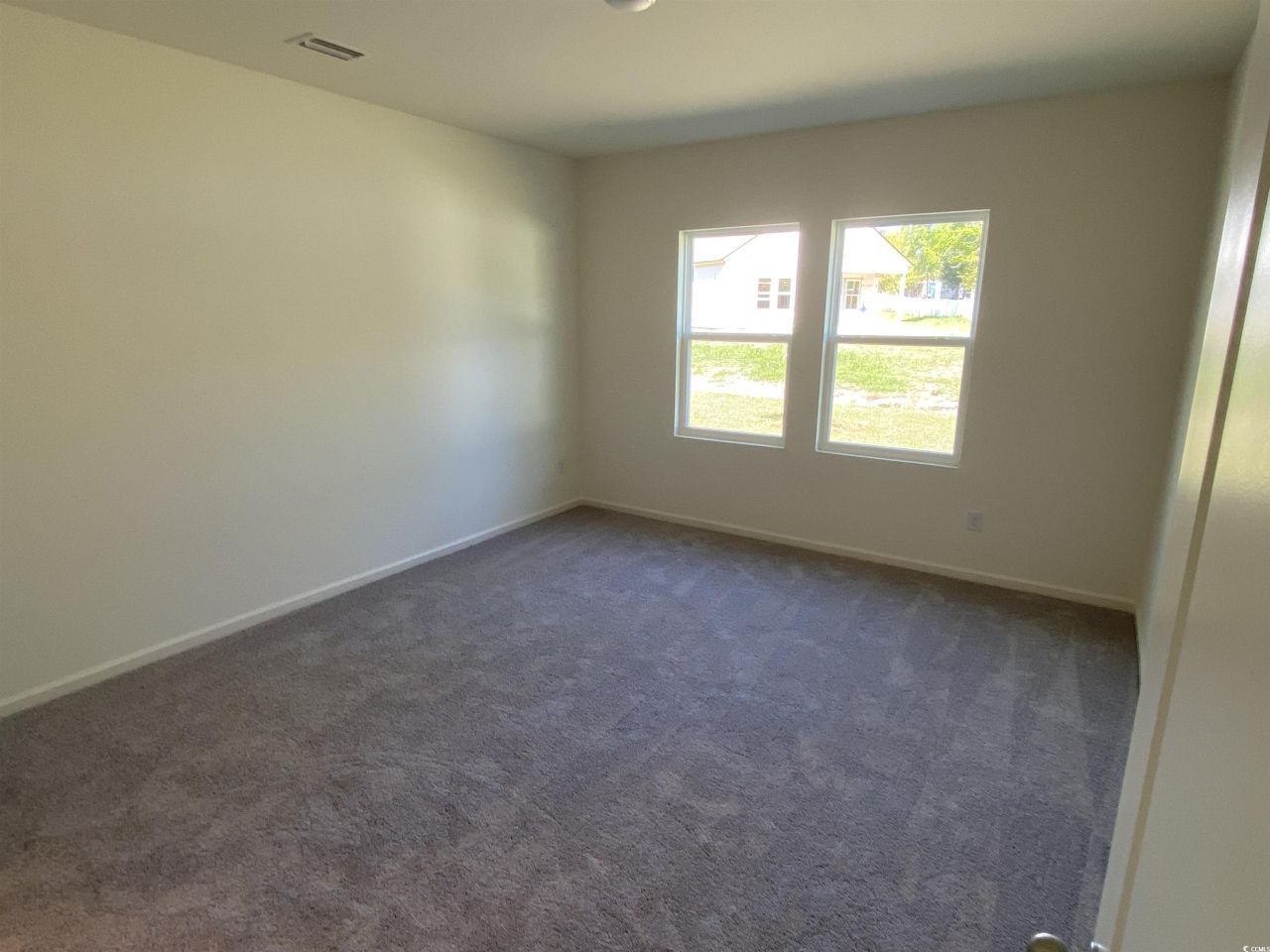 313 Azimuth Dr Photo 4