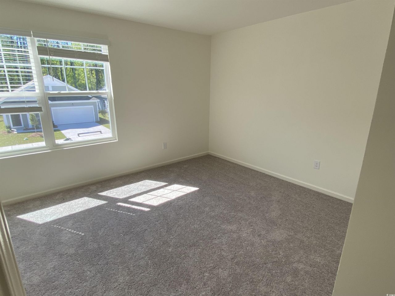 313 Azimuth Dr Photo 8