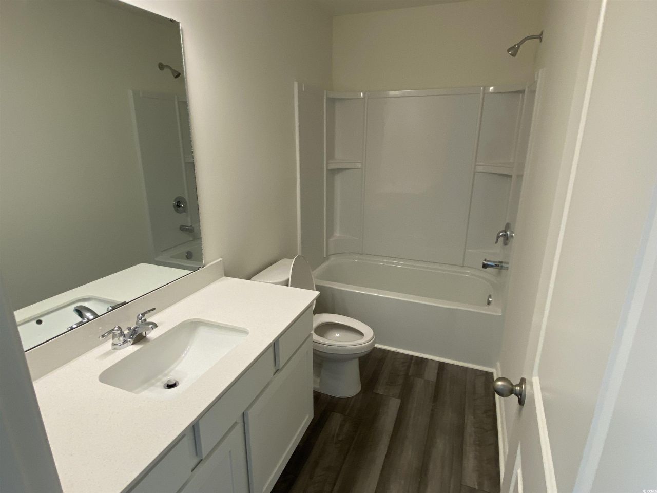 313 Azimuth Dr Photo 9