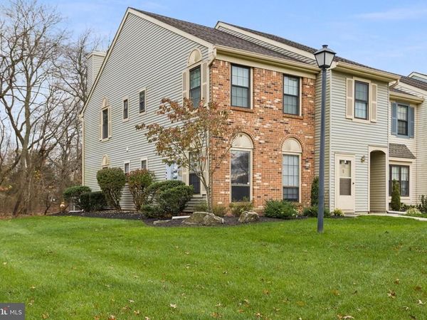 139 WYNDHAM PLACE, TRENTON, NJ 08691