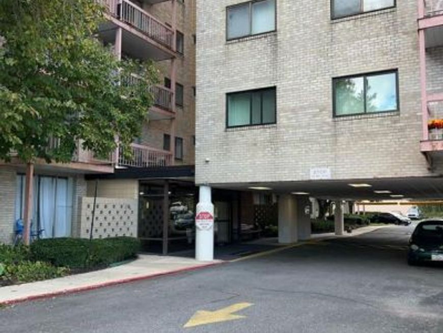 130 Slade Avenue, Unit 406, Baltimore, MD 21208 Main Photo