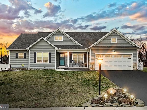 141 OXFORD BOULEVARD, NEW OXFORD, PA 17350