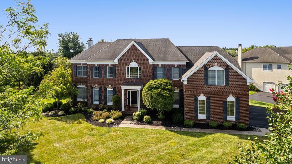 112 Edwards Drive, Churchville, PA 18966 Main Photo