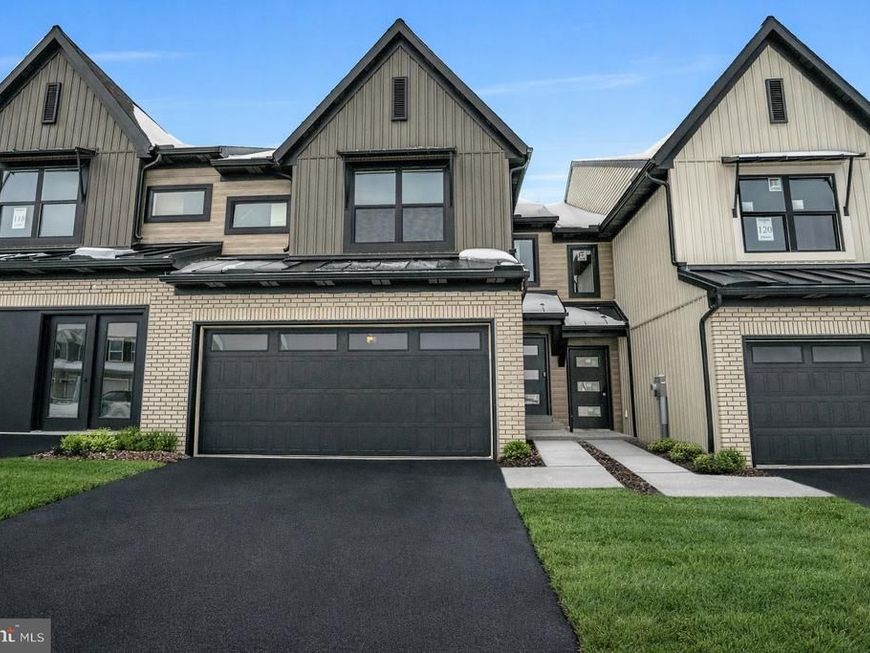 1012 Blackstone Run, Carlisle, PA 17015 Main Photo