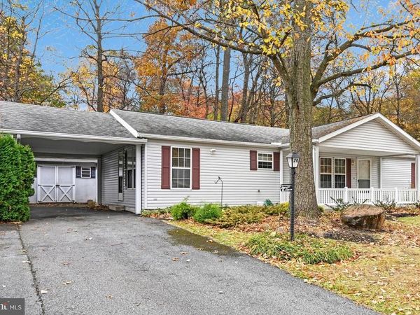 20 ASPEN DRIVE, MANHEIM, PA 17545