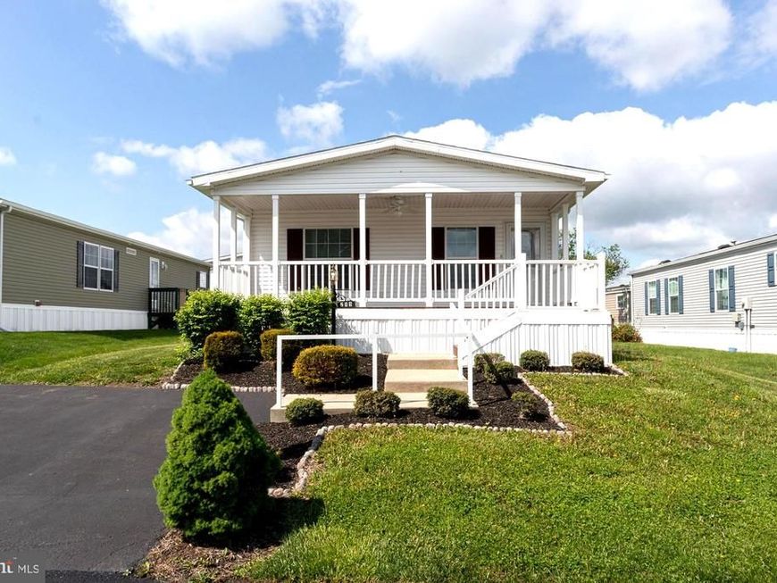 299 Meadow Ct, North Wales, PA 19454 Main Photo