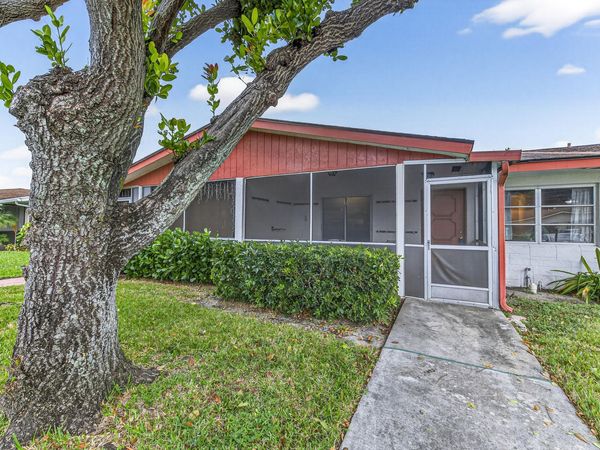 14236 Campanelli Drive, Delray Beach, FL 33484