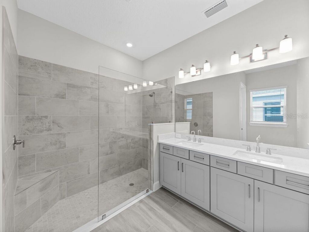 5659 Nevis Terrace, Kissimmee, FL 34758 Photo