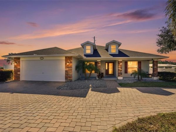 104 BENTLEY OAKS BOULEVARD, AUBURNDALE, FL 33823