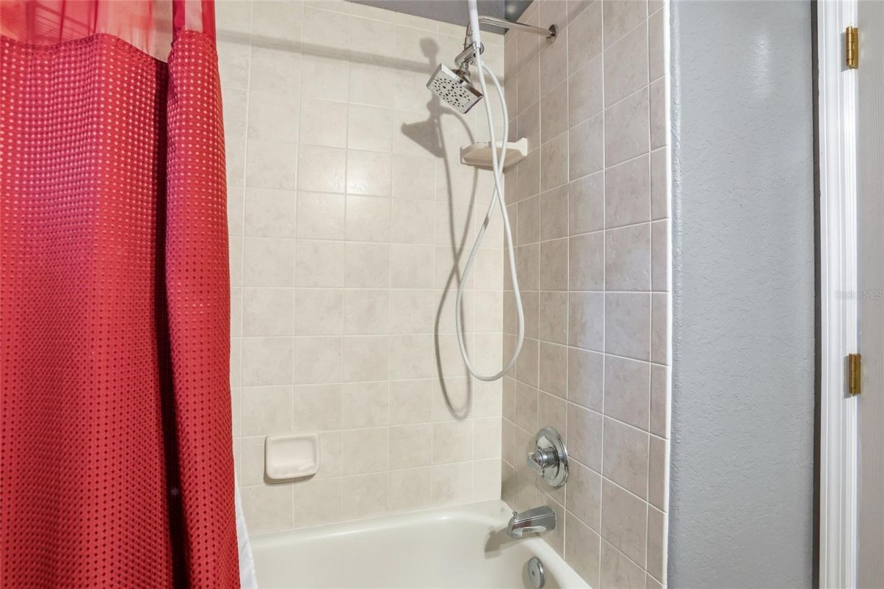 104 Bentley Oaks Boulevard, Auburndale, FL 33823 Photo