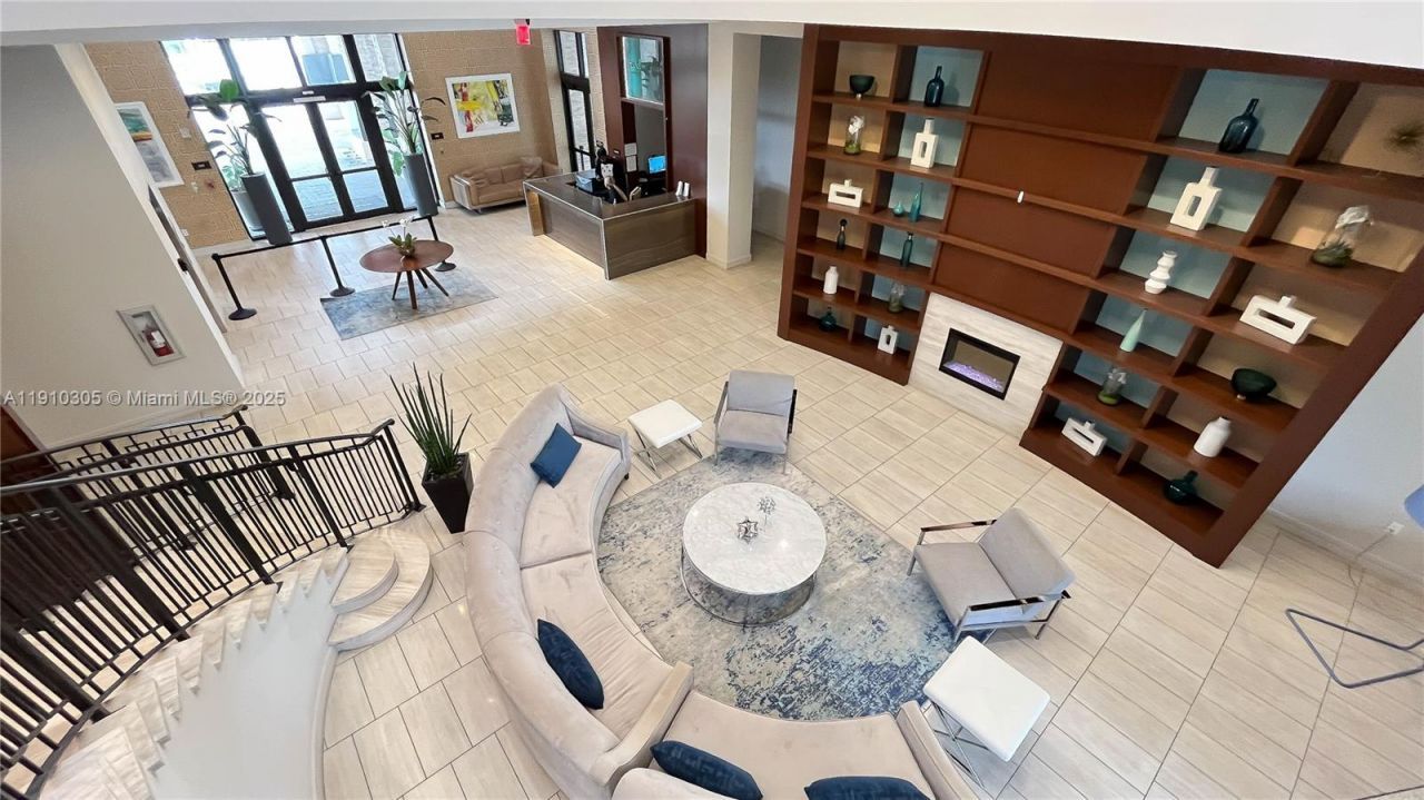 8825 NW 100th Pl, Unit 8825, Doral, FL 33178 Photo