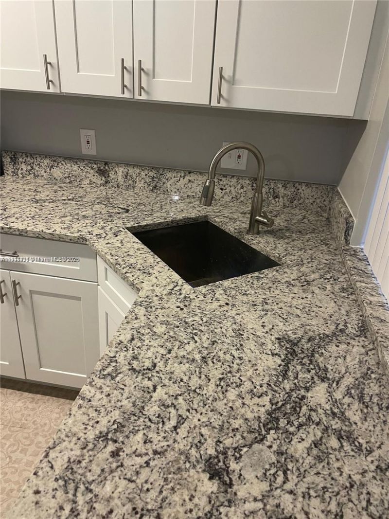 4513 Treehouse Ln, Unit 11C, Tamarac, FL 33319 Photo