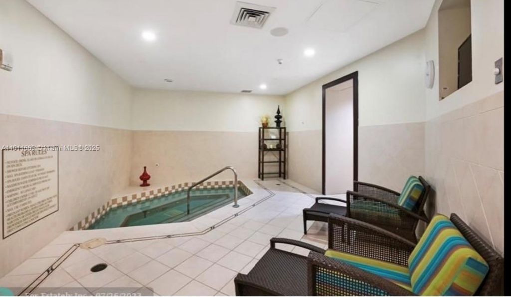 610 W Las Olas Blvd, Unit 313N, Fort Lauderdale, FL 33312 Photo