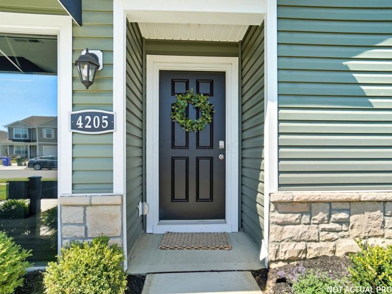 412 Garnet Ranch Drive, Delaware, OH 43015 Photo 2