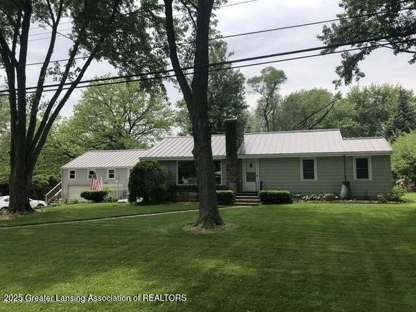 15860 Brook Road, Lansing, MI 48906