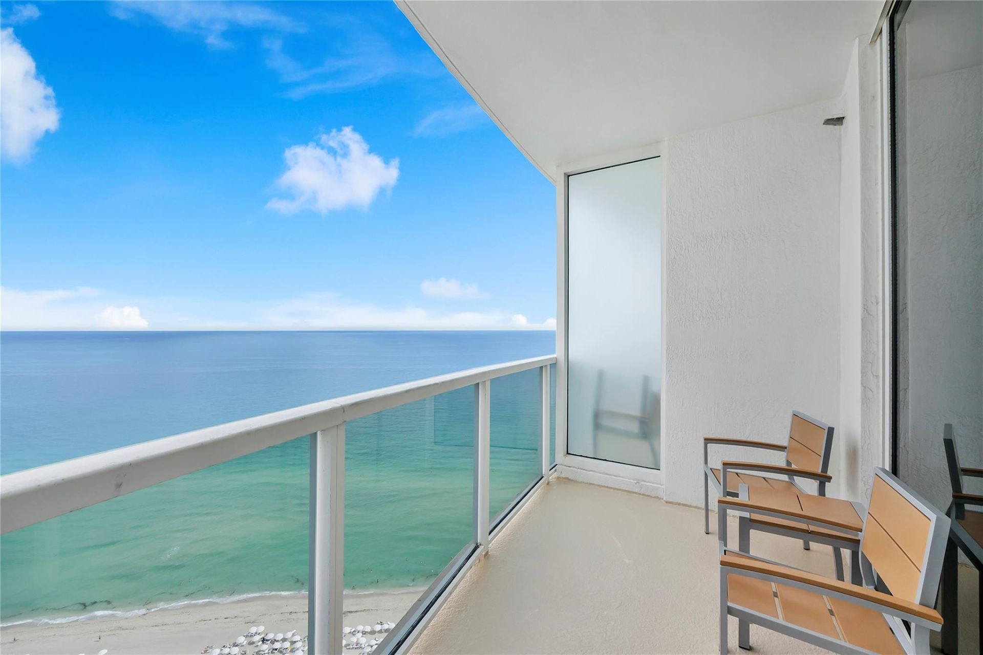 18001 Collins Avenue, Unit 2806, North Miami Beach, FL 33160 Photo