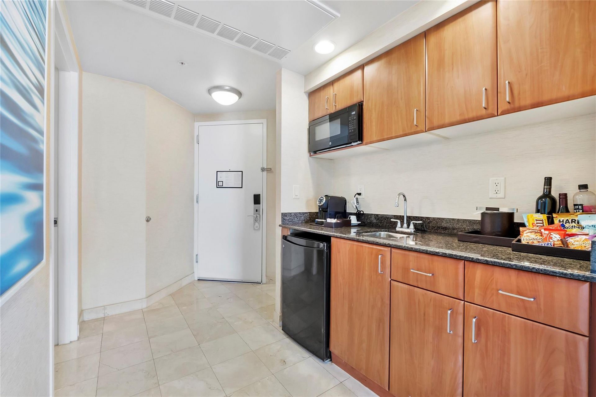 18001 Collins Avenue, Unit 2806, North Miami Beach, FL 33160 Photo
