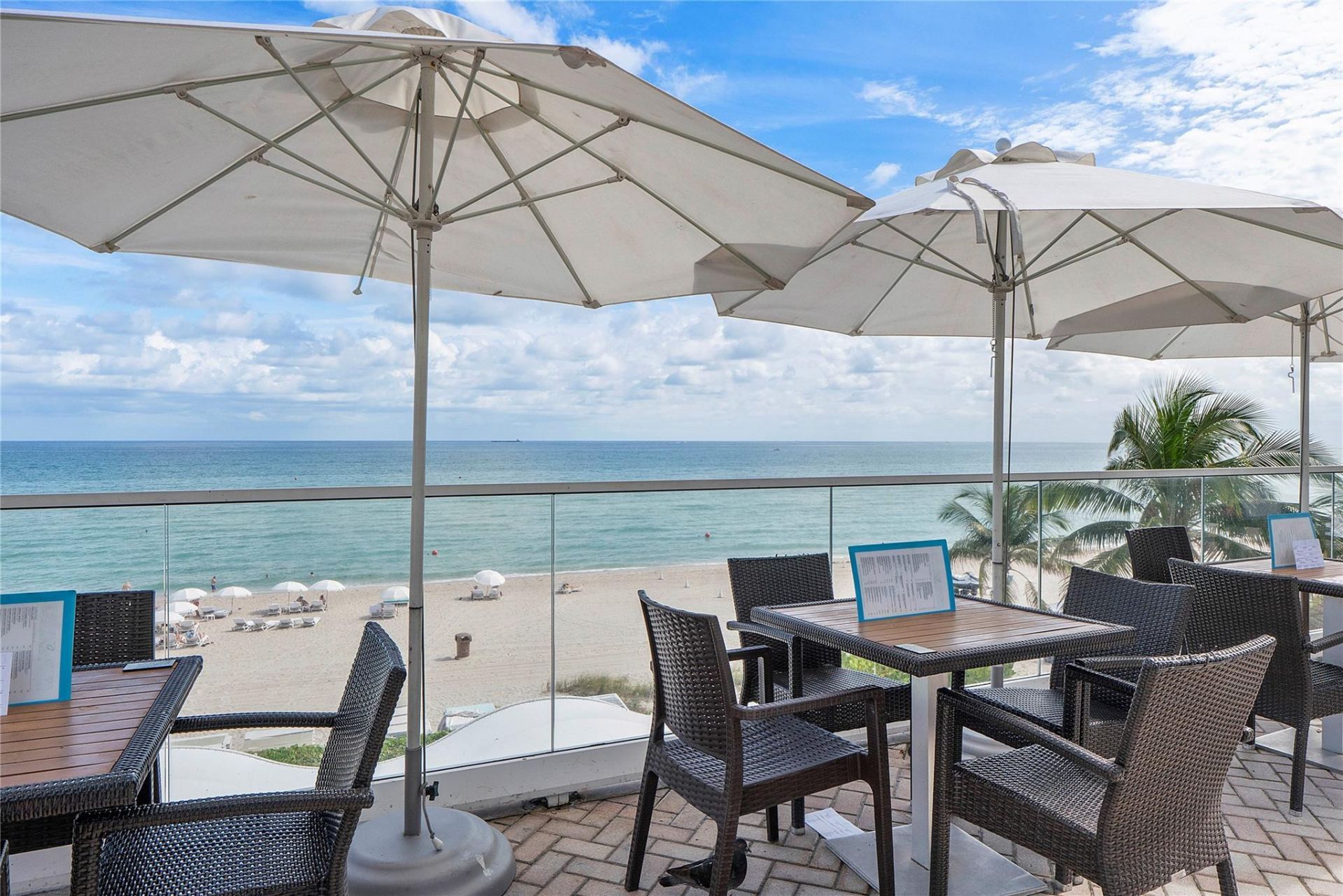 18001 Collins Avenue, Unit 2806, North Miami Beach, FL 33160 Photo