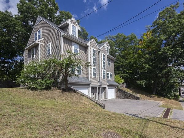 1077 Boylston St, Unit 1, Newton, MA 02461