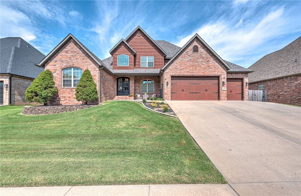 4205 NE Kenton Avenue, Bentonville, AR 72712 Main Photo