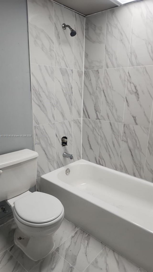 7900 S Colony Cir S, Unit 304, Tamarac, FL 33321 Photo